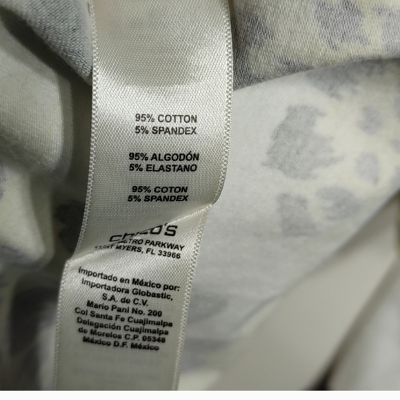 CHICO'S Weekends Top - Picture 7 of 10